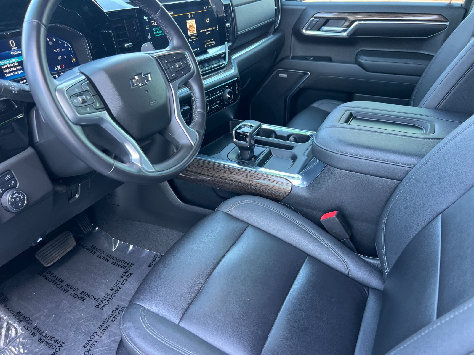 Used 2022 Beige Chevrolet LT Trail Boss image 9