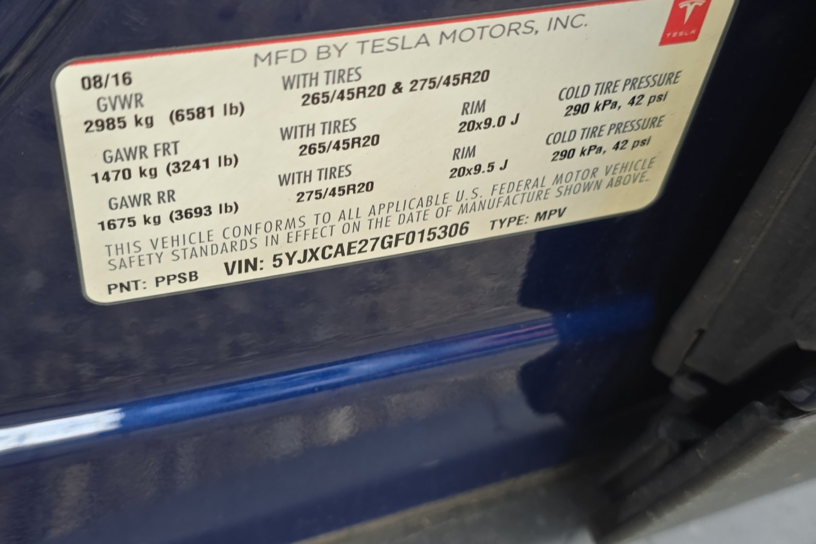 Used 2016  Tesla 60D image 26