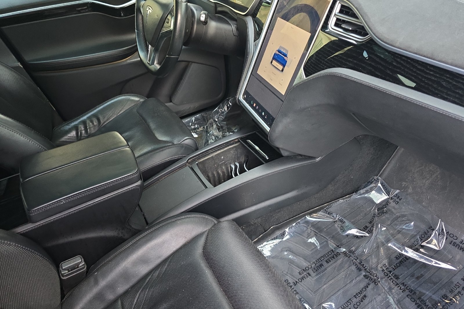 Used 2016  Tesla 60D image 14