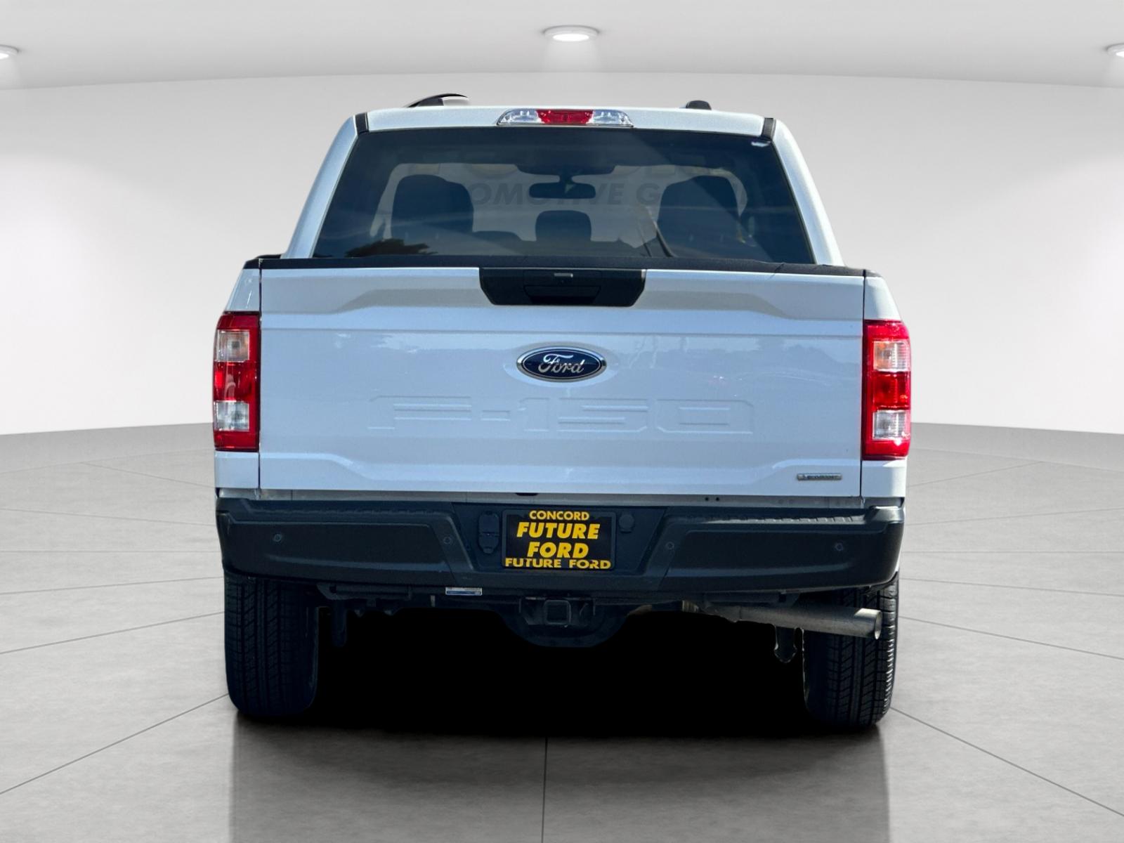 Used 2022 White Ford XL image 4