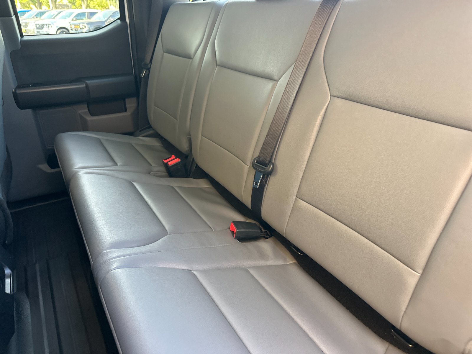 Used 2022 White Ford XL image 11