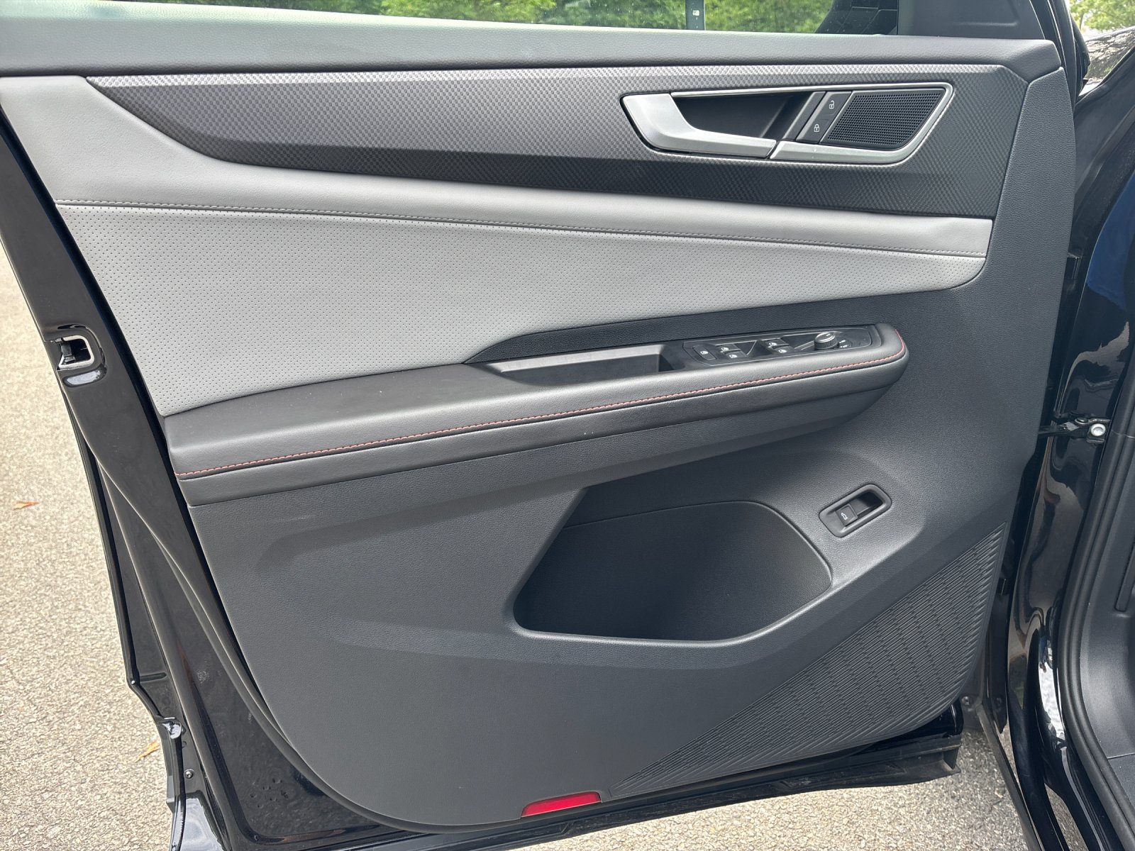2025 Volkswagen Atlas Atlas Peak Edition - Photo 13