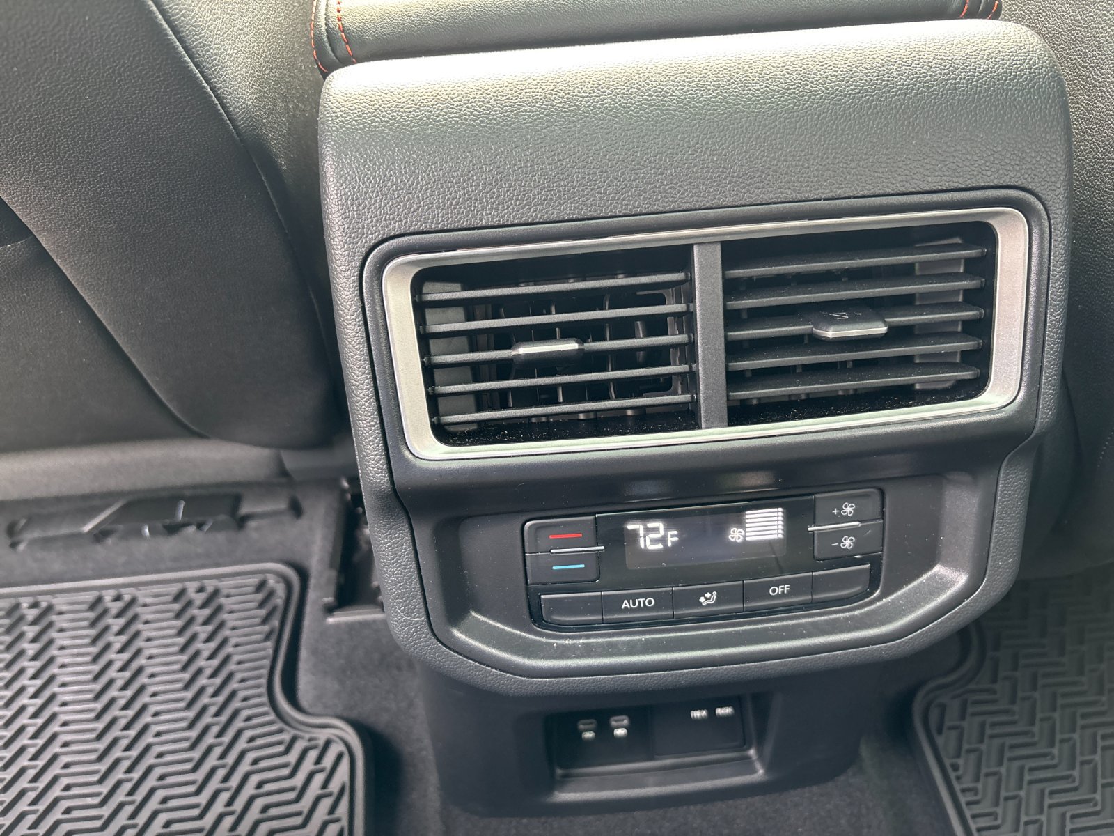 2025 Volkswagen Atlas Atlas Peak Edition - Photo 33