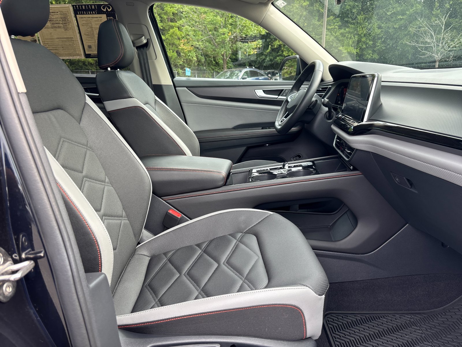 2025 Volkswagen Atlas Atlas Peak Edition - Photo 40