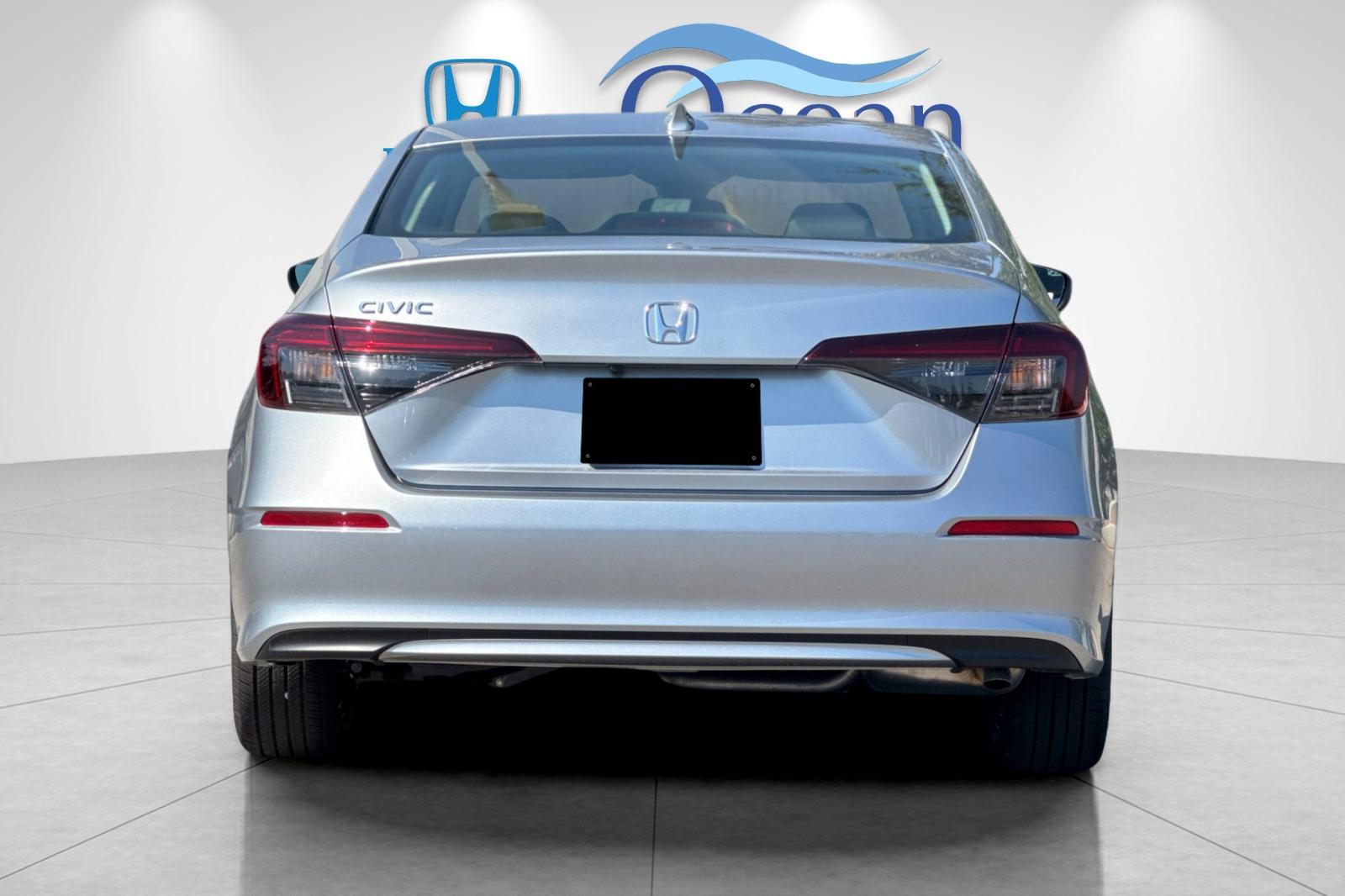 New 2026 Solar Silver Metallic Honda LX image 4
