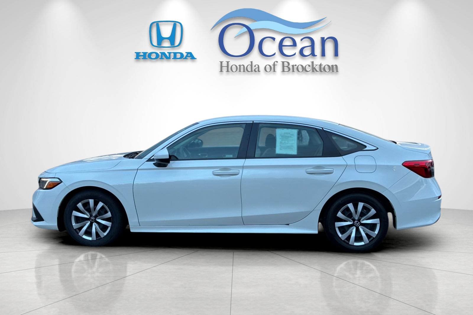 Used 2024 Platinum White Pearl Honda LX image 6