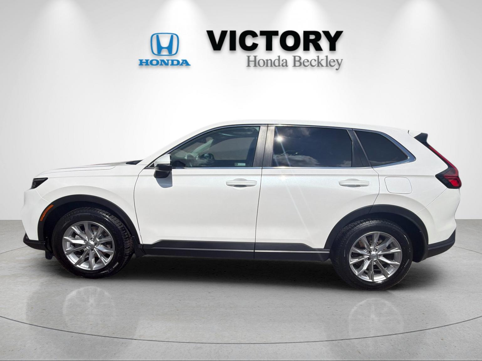 Used 2024 Platinum White Pearl Honda 1.5T AWD EX-L image 2