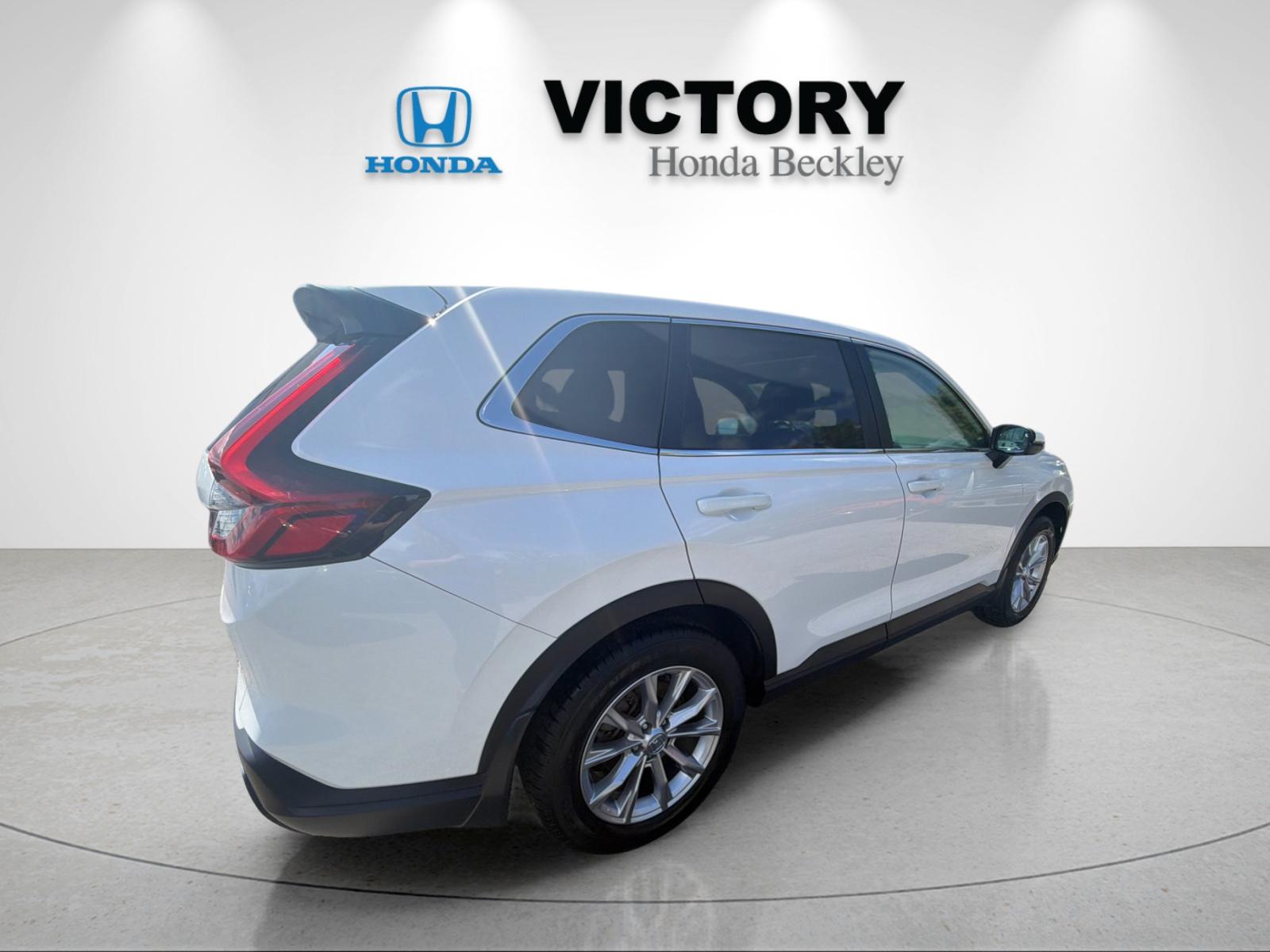 Used 2024 Platinum White Pearl Honda 1.5T AWD EX-L image 5
