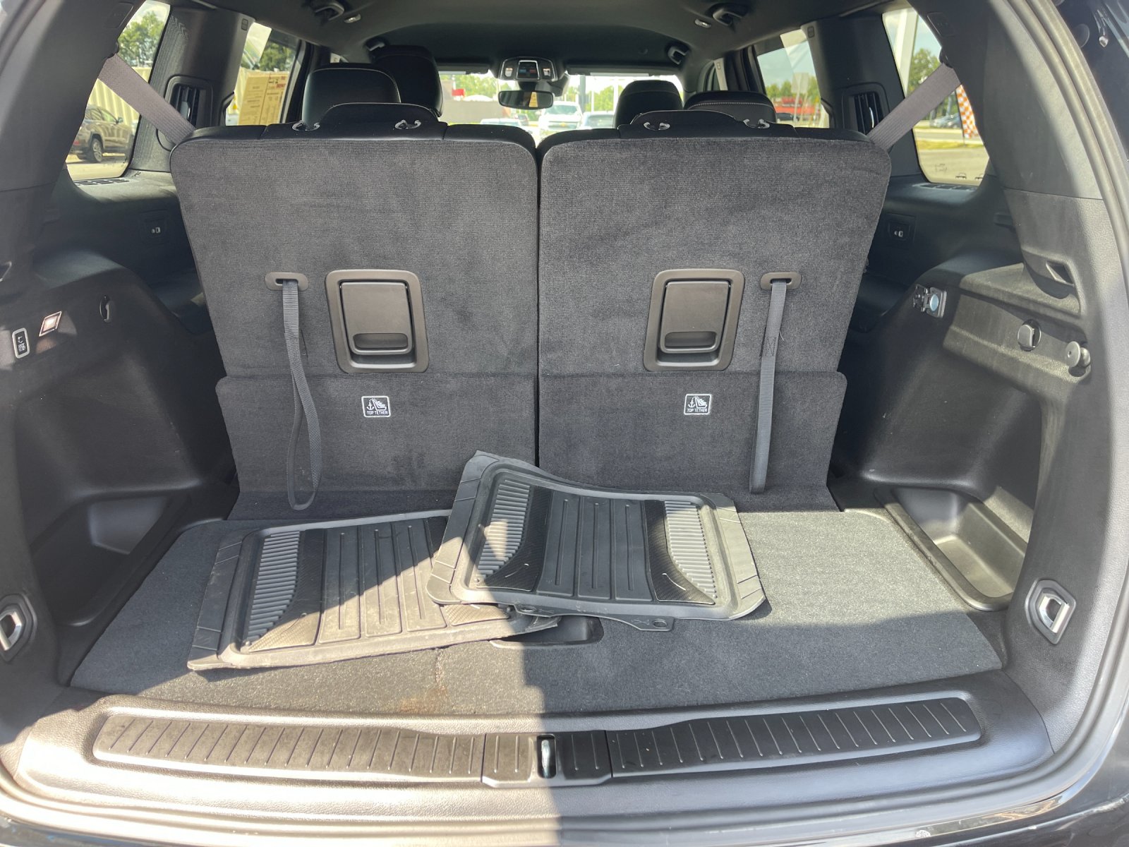 Used 2024 Black Jeep Altitude image 19