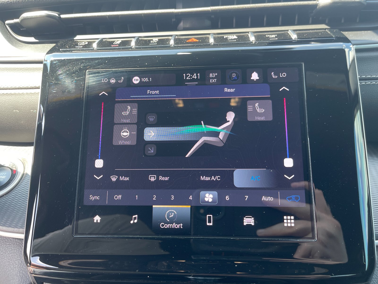 Used 2024 Black Jeep Altitude image 23
