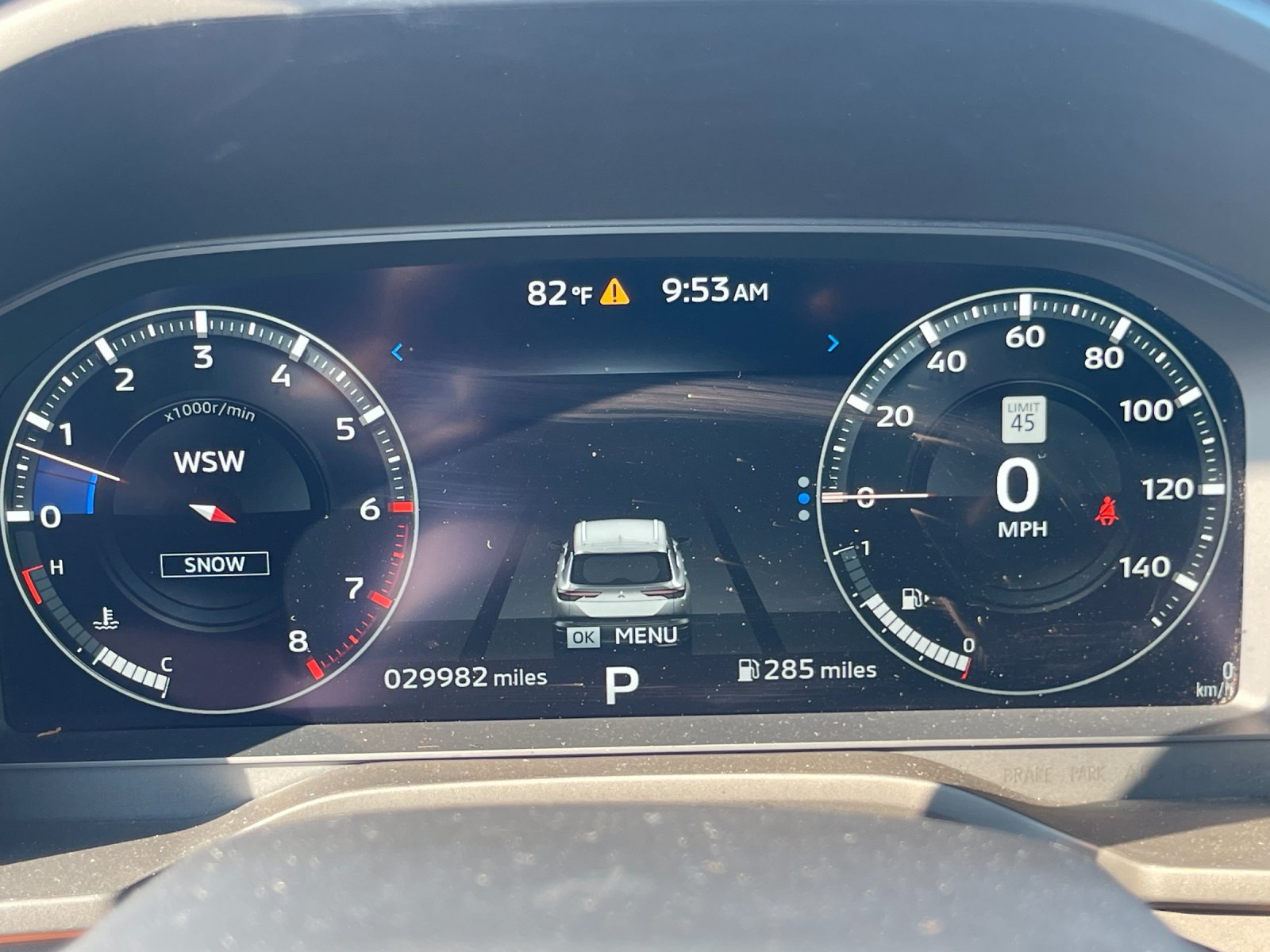 Used 2022  Mitsubishi SEL image 28