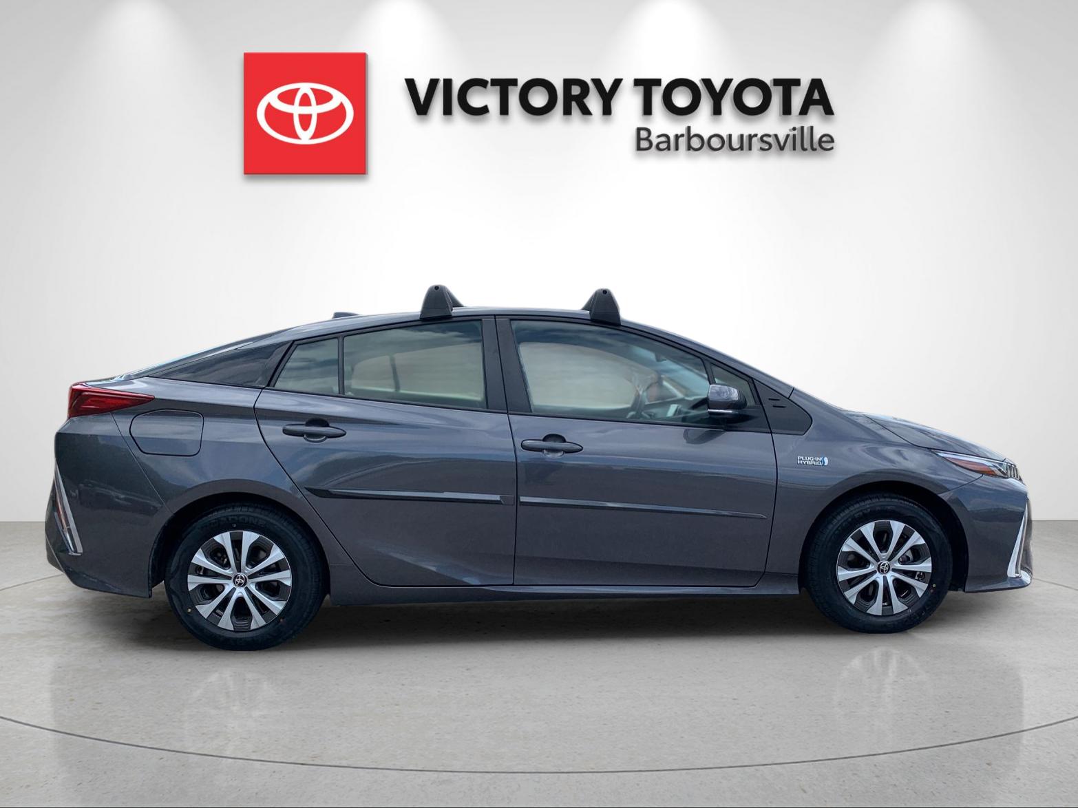 Certified Used 2022 Gray Toyota XLE image 6