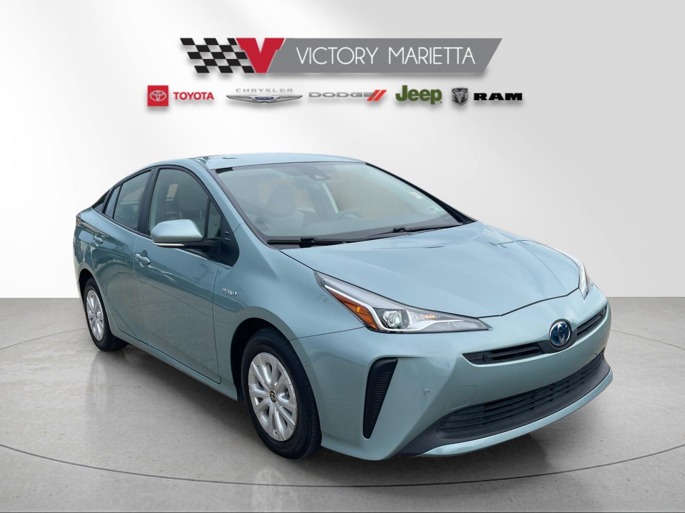 Used 2021 Beige Toyota LE image 7