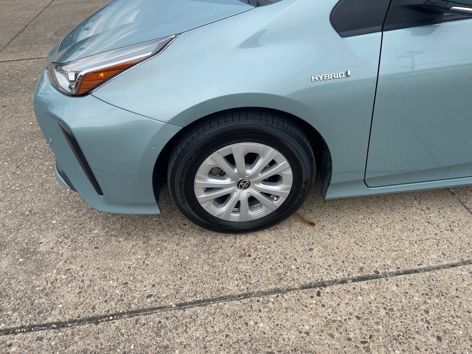 Used 2021 Beige Toyota LE image 31