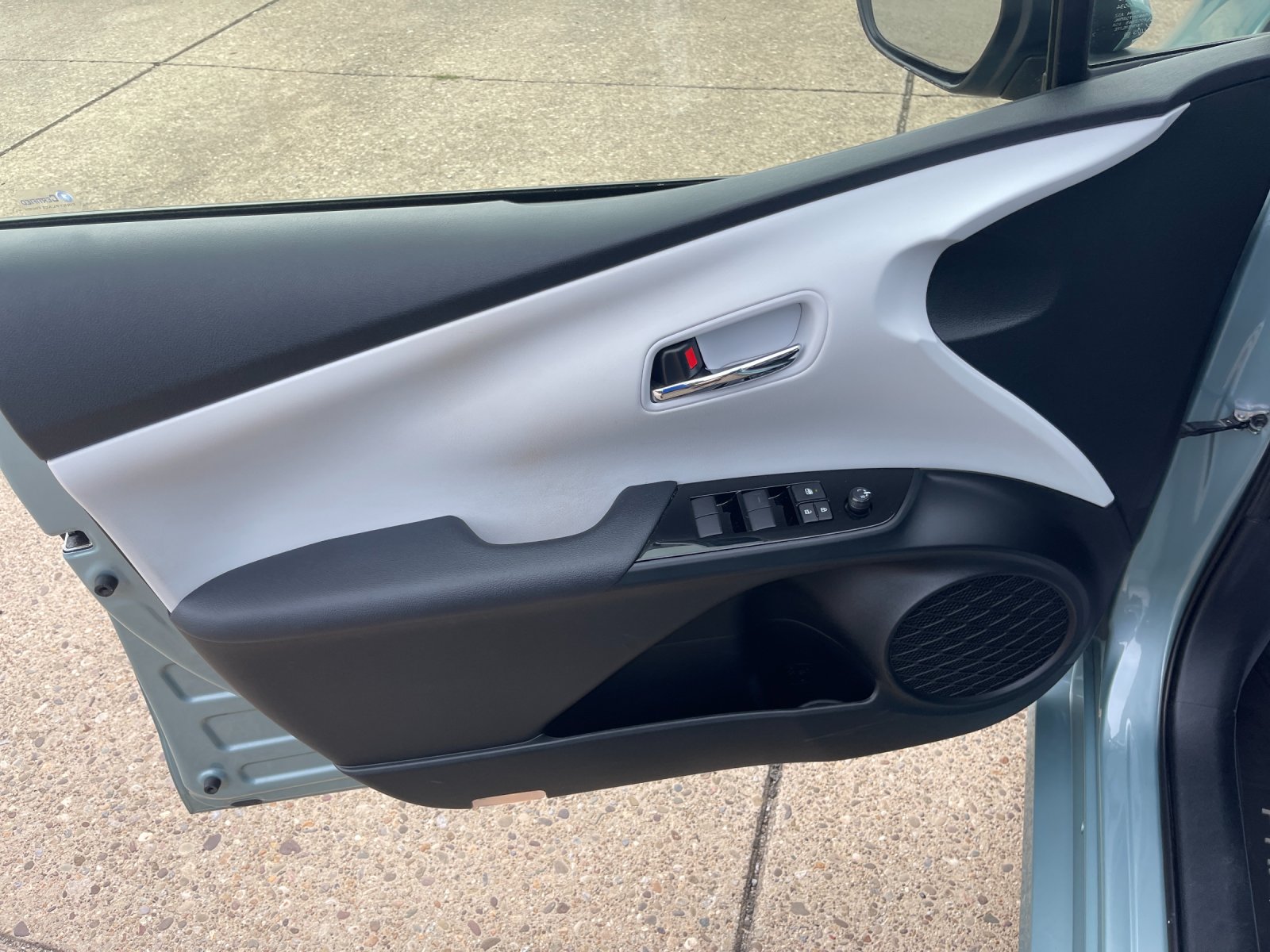 Used 2021 Beige Toyota LE image 11