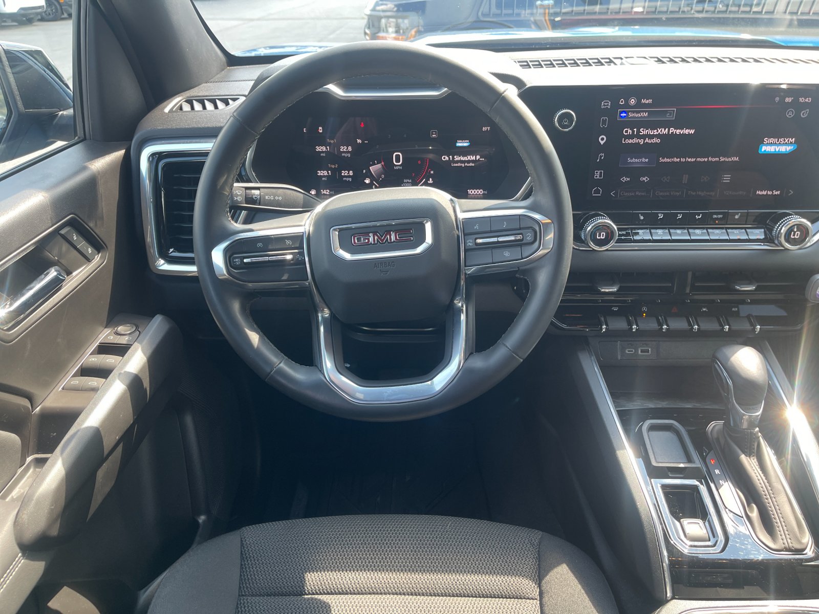 Used 2024 Blue Metallic GMC Elevation image 17
