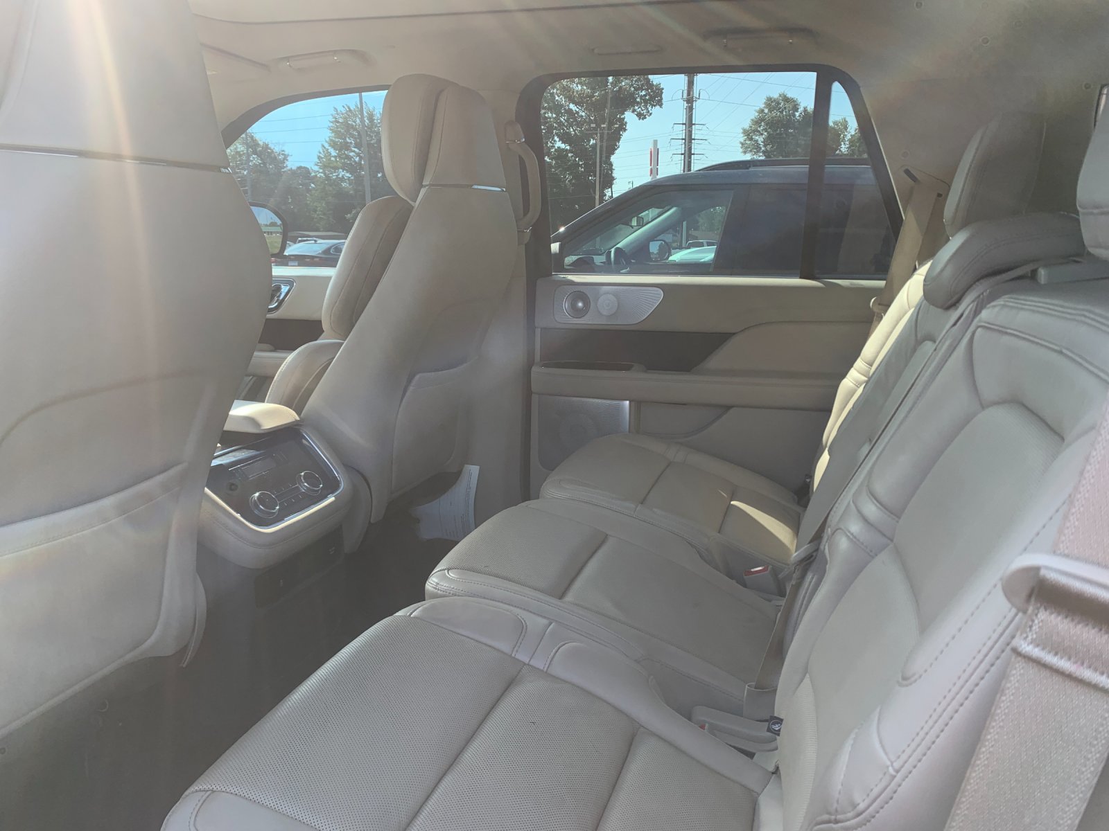 Used 2021 Blue Lincoln Reserve image 15