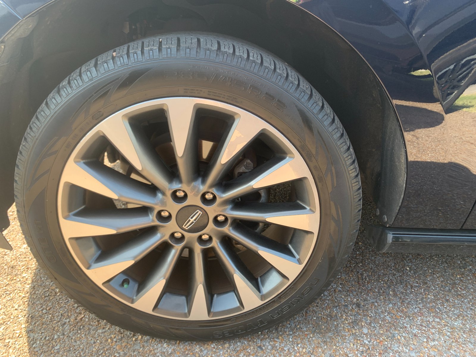 Used 2021 Blue Lincoln Reserve image 35