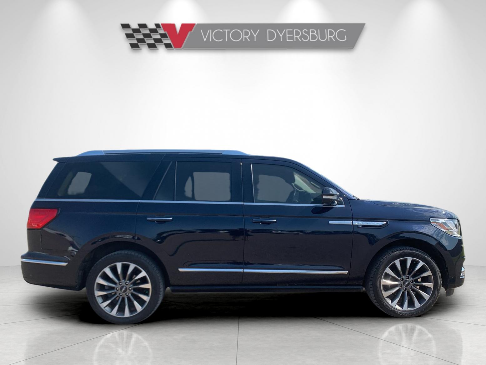 Used 2021 Blue Lincoln Reserve image 3