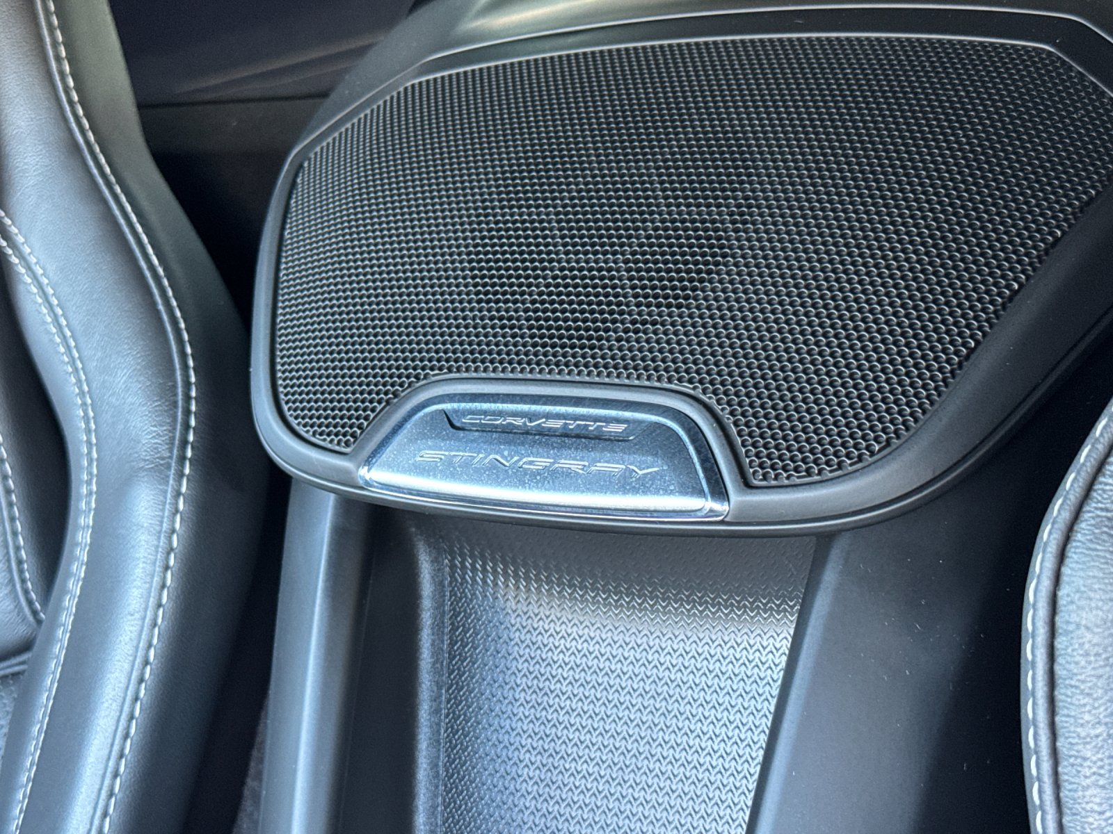 Used 2022 Gray Metallic Chevrolet Stingray 2D Coupe image 32