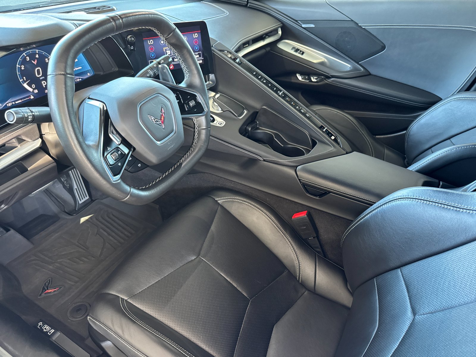 Used 2022 Gray Metallic Chevrolet Stingray 2D Coupe image 10