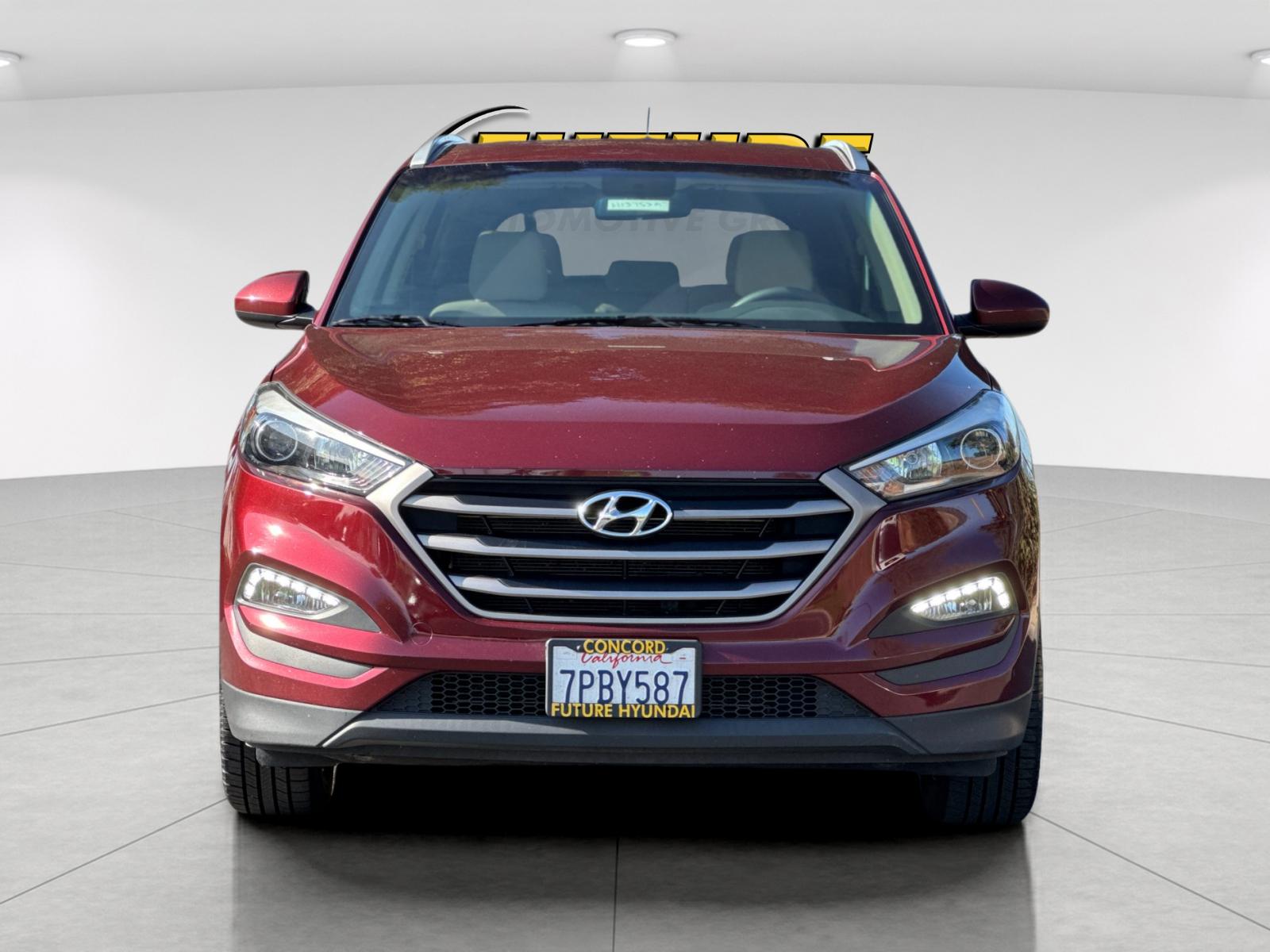 Used 2016 Red Hyundai SE image 8