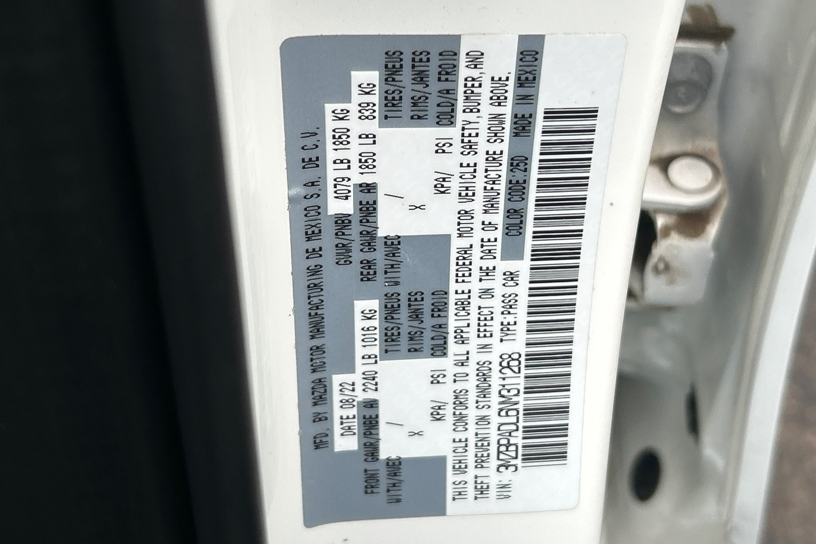 Used 2022 Snowflake White Pearl Mazda Premium image 30