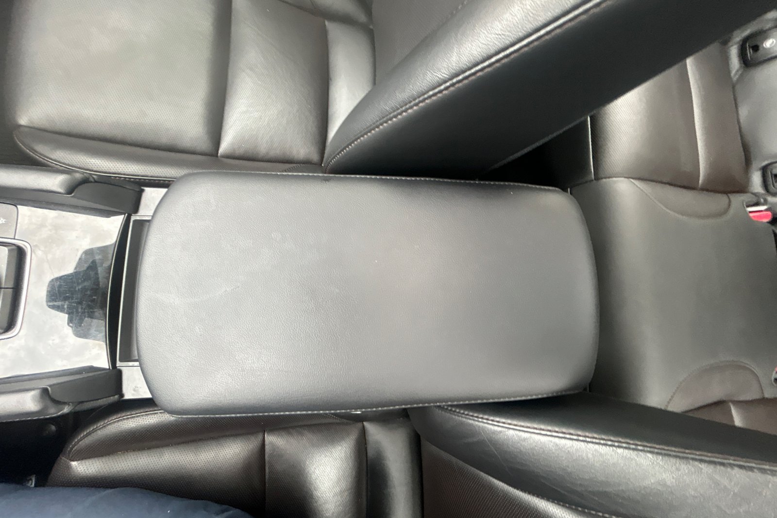 Used 2022 Snowflake White Pearl Mazda Premium image 21
