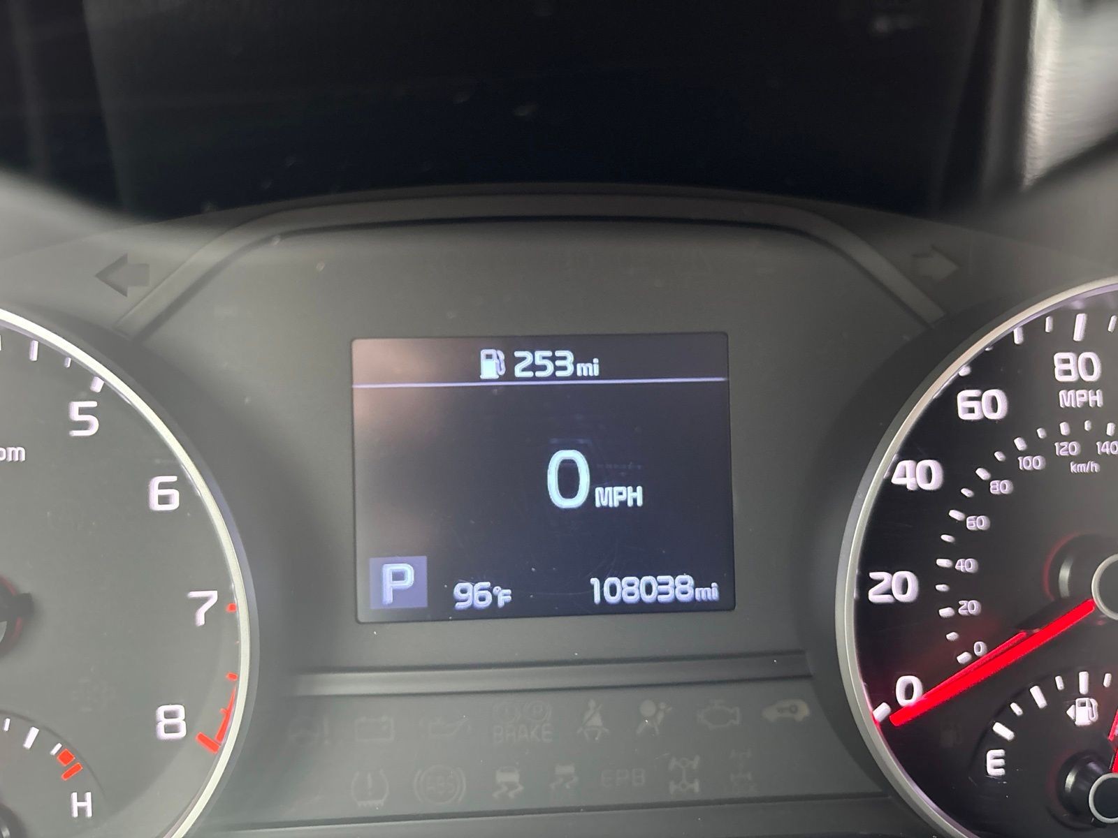 Used 2021 Clear White Kia LX image 22