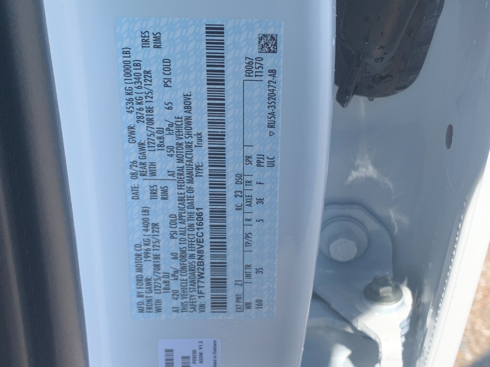 New 2027 White Ford XLT image 32