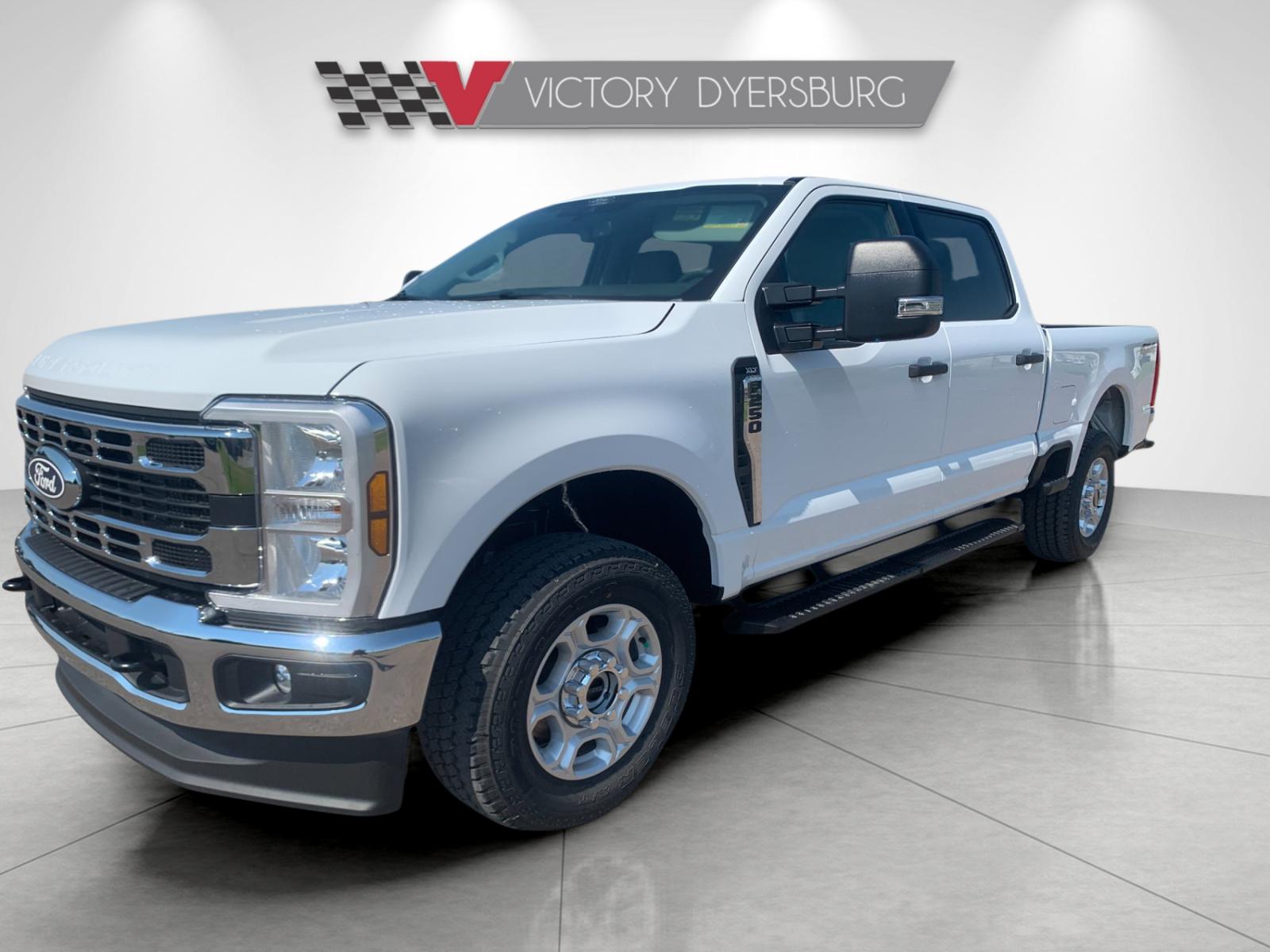 New 2027 White Ford XLT image 8