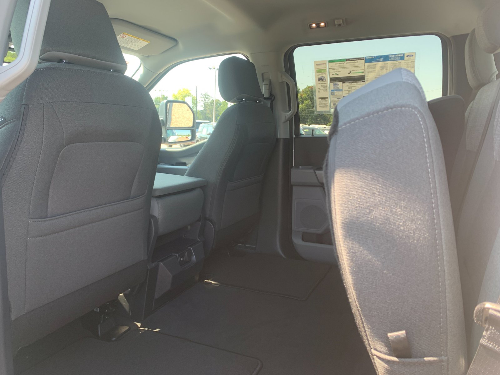 New 2027 White Ford XLT image 13