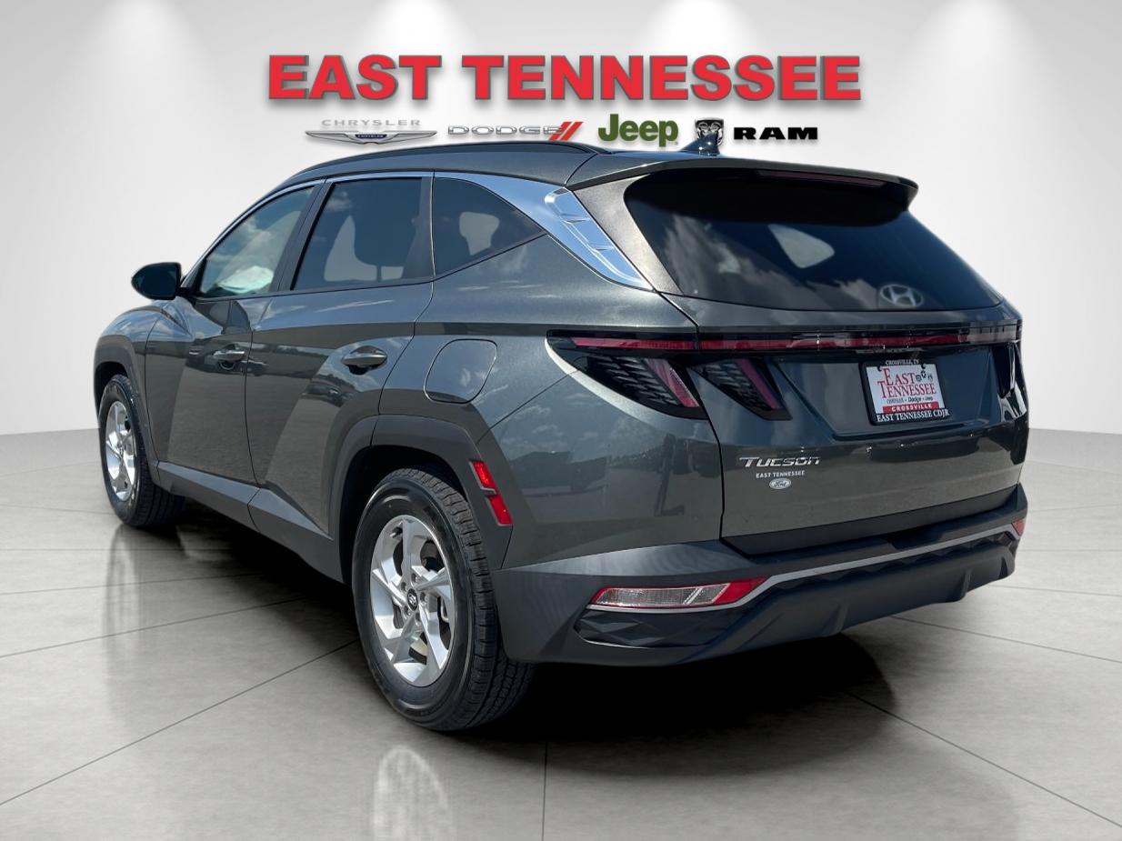 Used 2023 Gray Hyundai SEL image 5