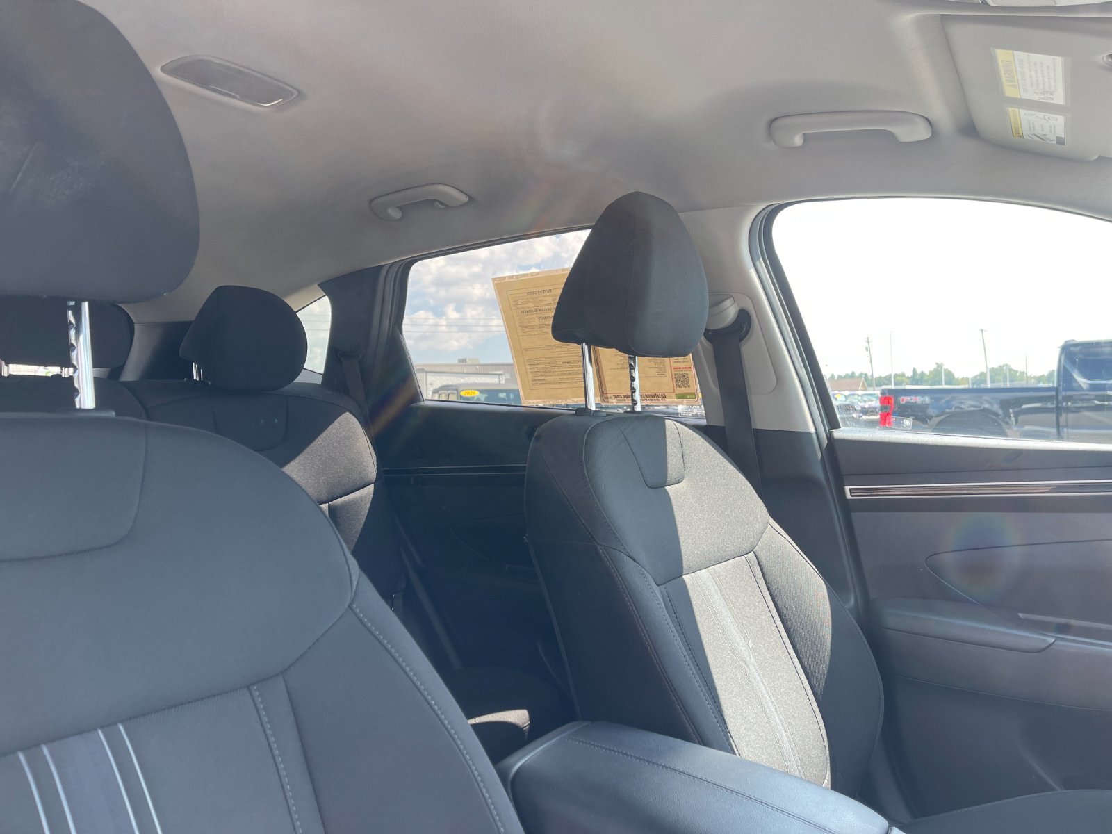 Used 2023 Gray Hyundai SEL image 19