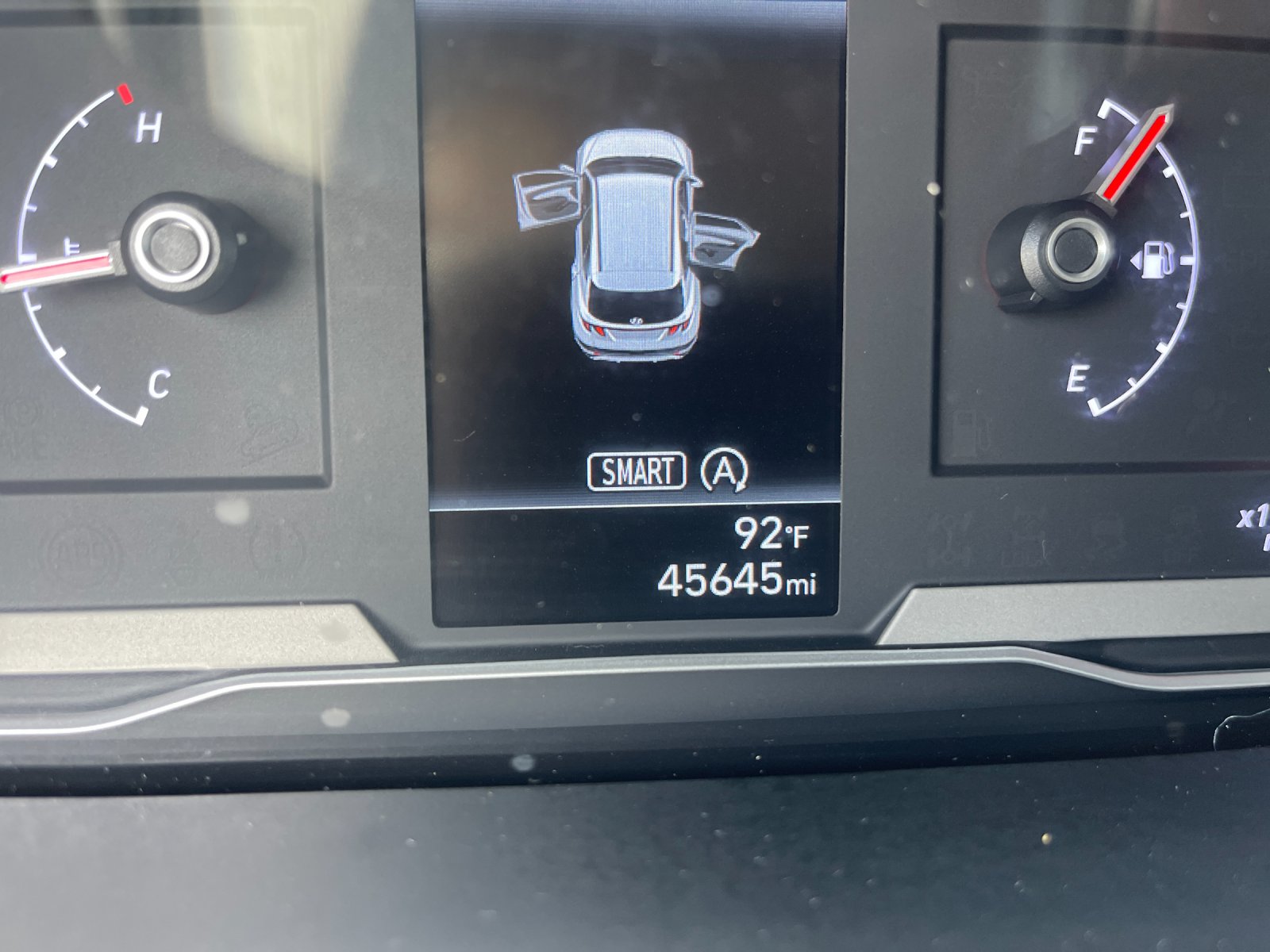 Used 2023 Gray Hyundai SEL image 30