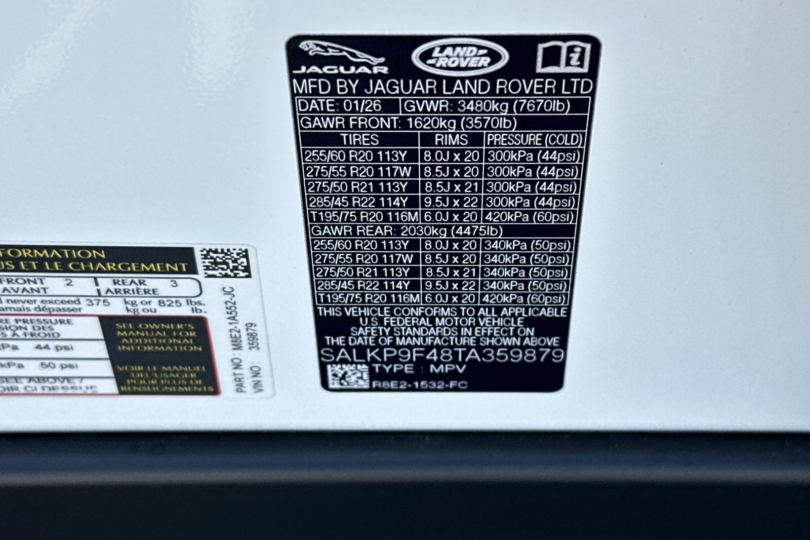 New 2026 Fuji White Land Rover SE image 27