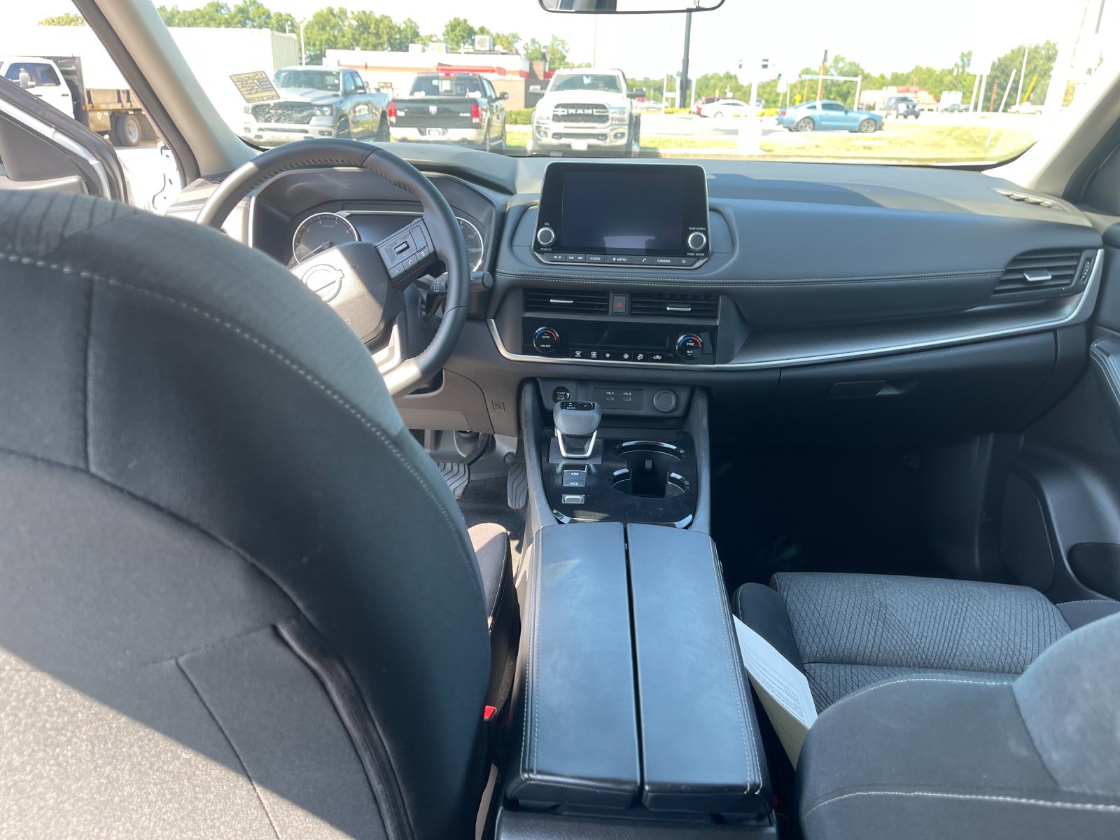 Used 2025 White Nissan SV image 16