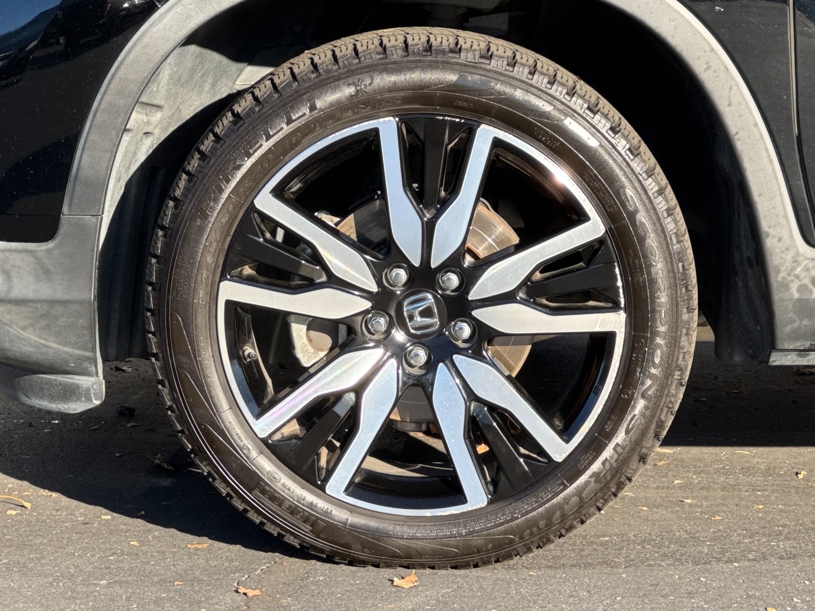 Used 2019 Black Honda Touring image 27
