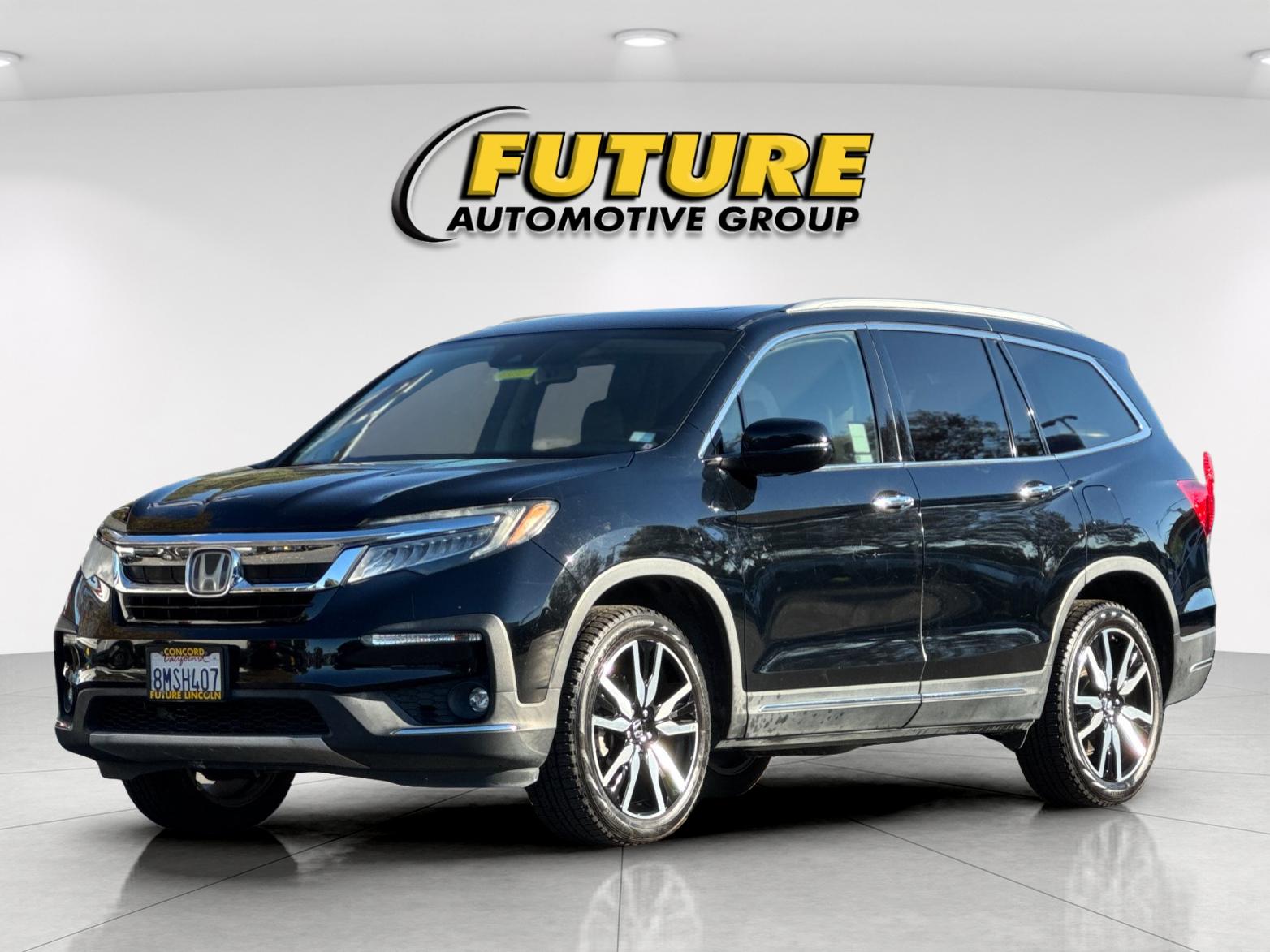 Used 2019 Black Honda Touring image 7