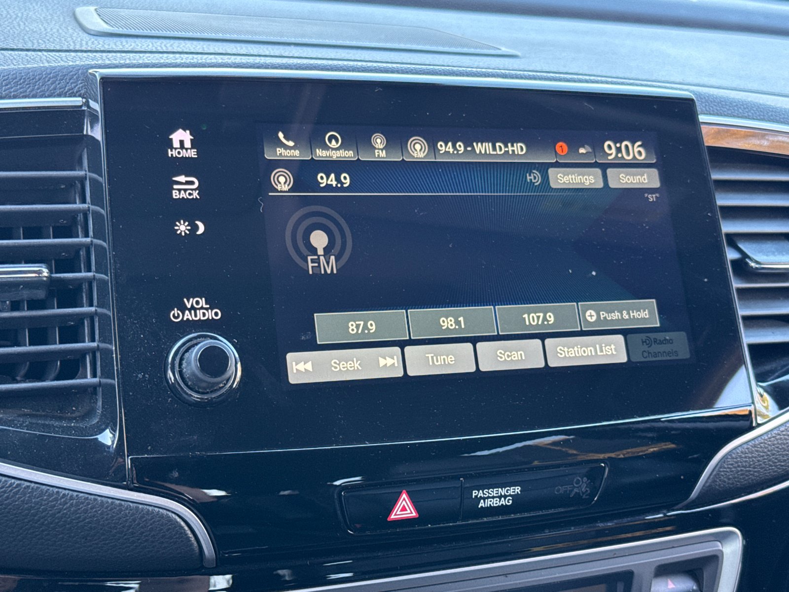 Used 2019 Black Honda Touring image 19