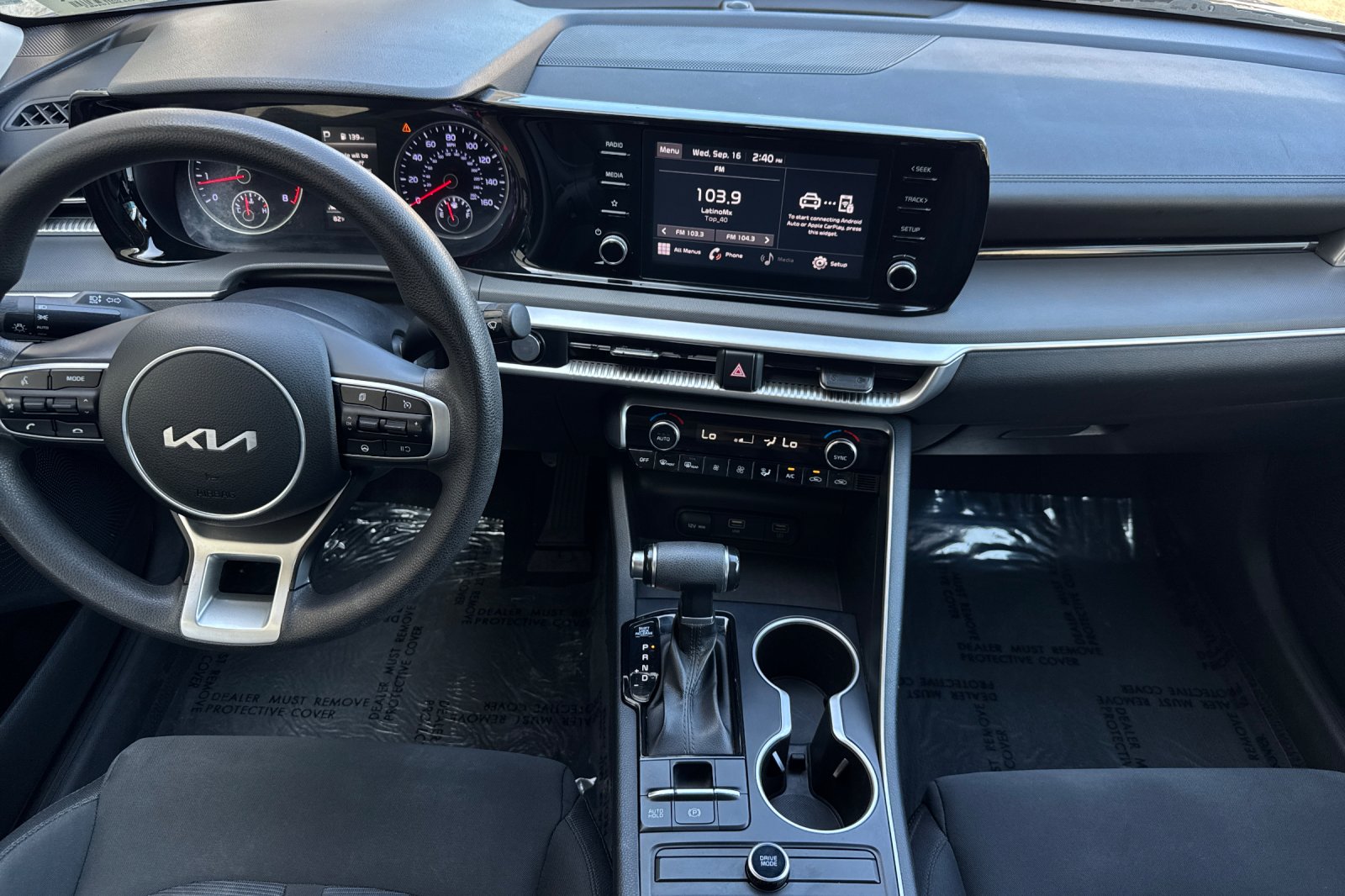Used 2022 Silver Kia LXS image 13