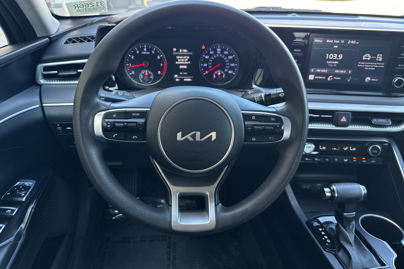 Used 2022 Silver Kia LXS image 14