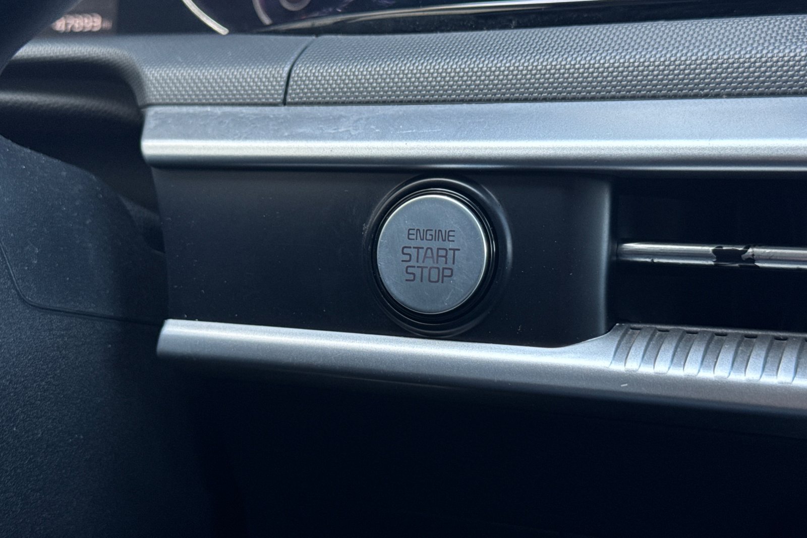 Used 2022 Silver Kia LXS image 21