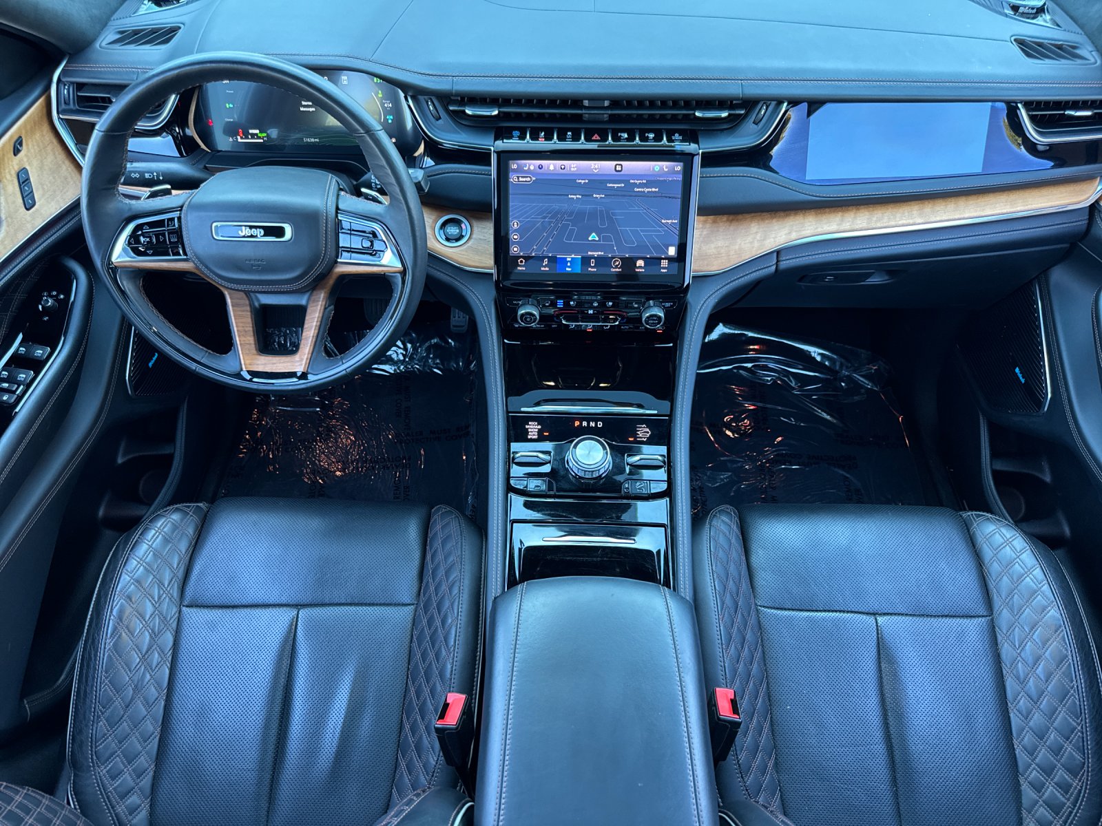 Used 2023 White Jeep Summit Reserve 4xe image 13