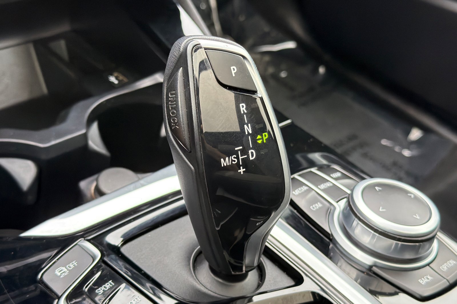 Used 2021 Black BMW xDrive30i image 22