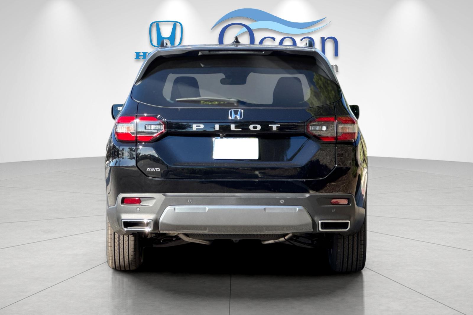 New 2026 Crystal Black Pearl Honda EX-L image 4
