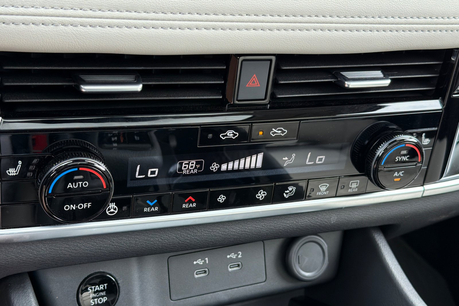 Used 2025 Red Nissan SL image 18