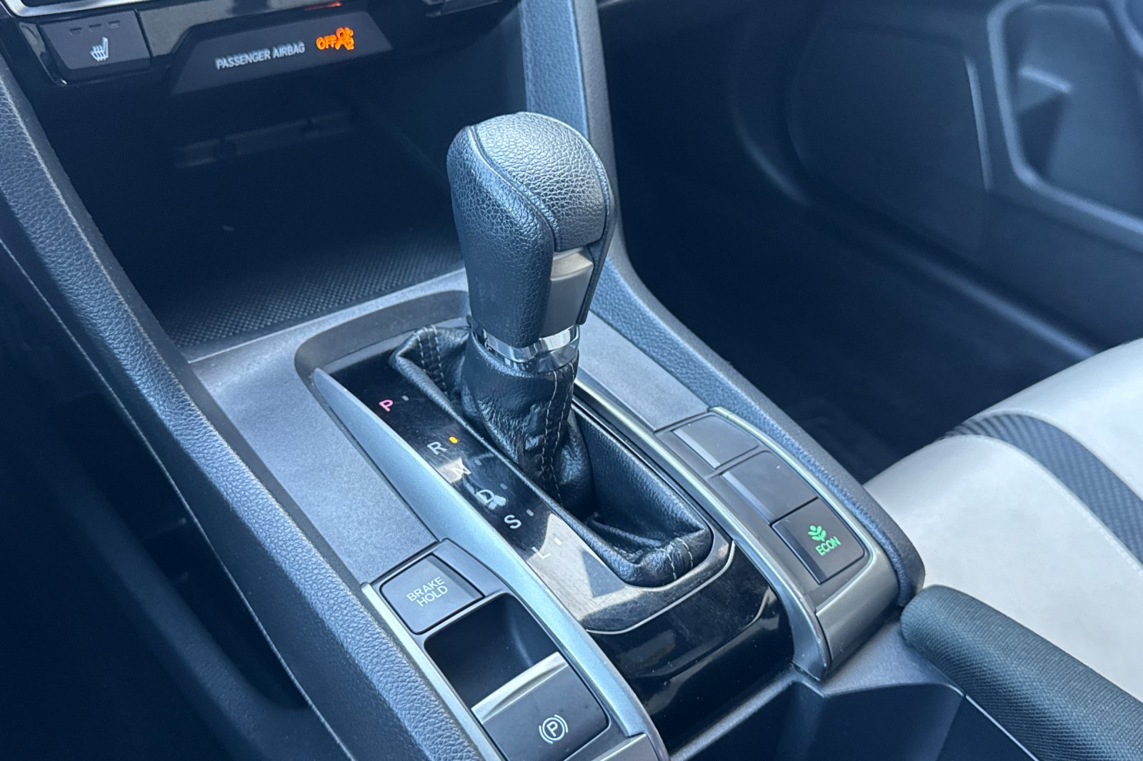 Certified Used 2018 Taffeta White Honda EX image 20