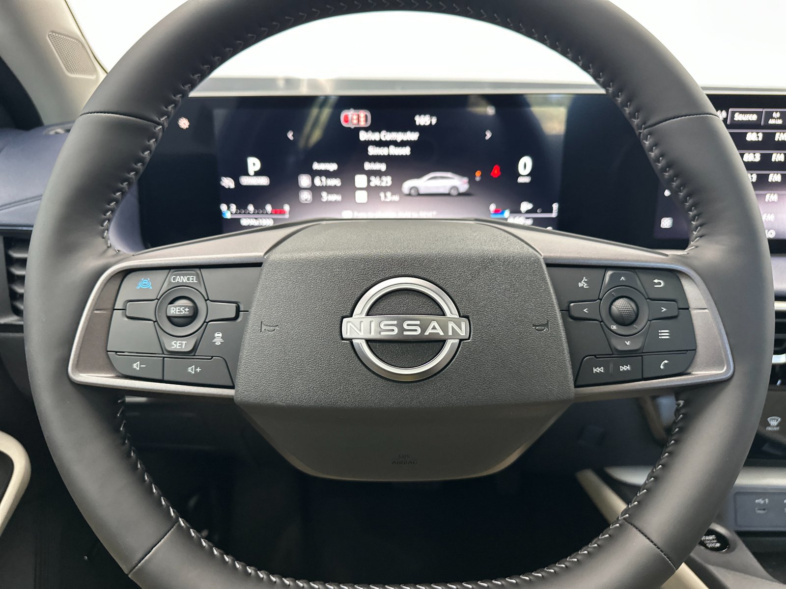 New 2027 Gray Nissan SL image 21
