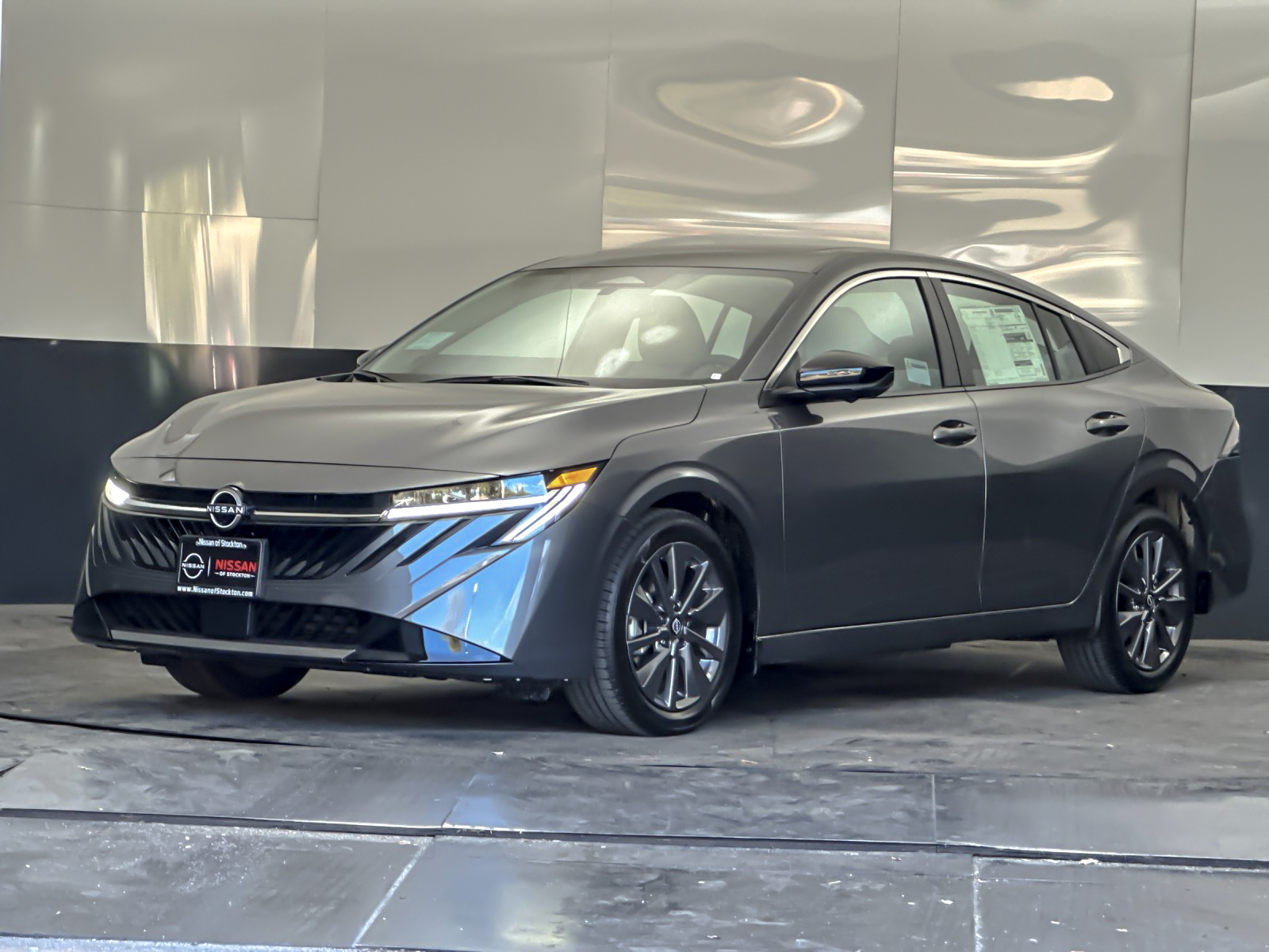 New 2027 Gray Nissan SL image 7